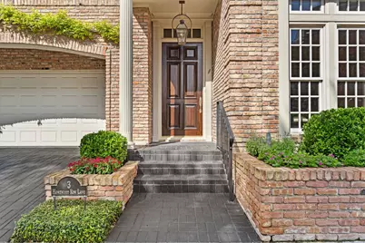 3 Homewood Row Lane, Houston, TX 77056 - Photo 1
