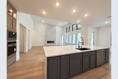 2501 Barton Creek Trail, Friendswood, TX 77546 - Photo 12