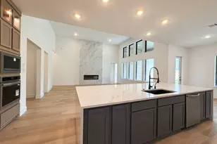 2501 Barton Creek Trail, Friendswood, TX 77546 - Photo 12