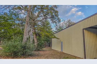 1042 Black Forest Ln, Cat Spring, TX 78933 - Photo 32