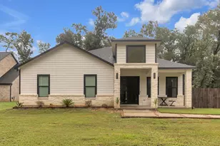 195 County Rd 3667, Splendora, TX 77372 - Photo 2