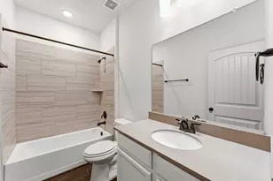 15 Pioneer Canyon Pl, The Woodlands, TX 77375 - Photo 8