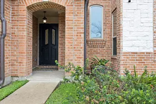 2423 1st St, Stafford, TX 77477 - Photo 4