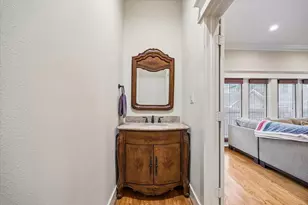 1017 W 16th St, Houston, TX 77008 - Photo 24