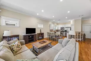 1017 W 16th St, Houston, TX 77008 - Photo 10
