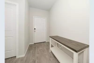 2407 Divot Lane, Navasota, TX 77868 - Photo 2