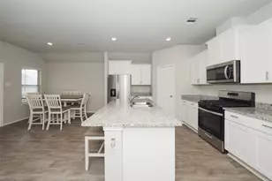 2407 Divot Ln, Navasota, TX 77868 - Photo 1