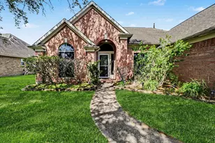 8003 Beaver St, Baytown, TX 77523 - Photo 4