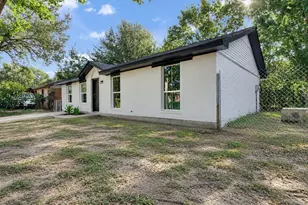 9814 Trumpet St St, Houston, TX 77078 - Photo 2