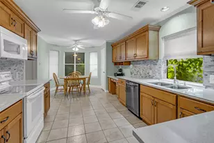 8122 Perch, Baytown, TX 77523 - Photo 10
