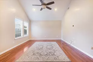9506 E Avenue I, Houston, TX 77012 - Photo 4