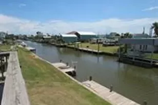 1617 County Rd 201, Sargent, TX 77414 - Photo 18