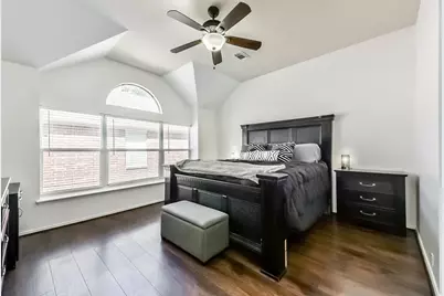 4911 Windcross Court, Katy, TX 77449 - Photo 14