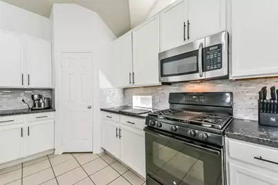 4911 Windcross Court, Katy, TX 77449 - Photo 10