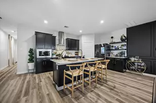 3034 Crown Gate Dr, Houston, TX 77047 - Photo 2