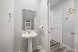 3034 Crown Gate Dr, Houston, TX 77047 - Photo 14