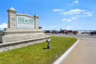 6102 Seawall Blvd, Galveston, TX 77551 - Photo 46