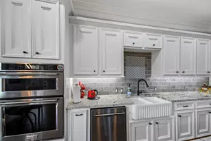 26 Stalynn Ln, Houston, TX 77027 - Photo 12