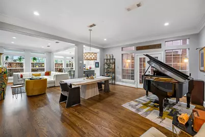 26 Stalynn Lane, Houston, TX 77027 - Photo 1