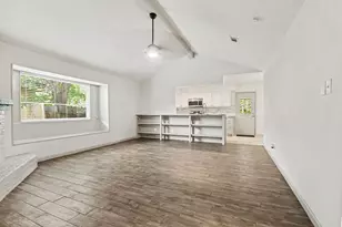 3110 Eastwick Ln, La Porte, TX 77571 - Photo 10