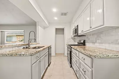 3110 Eastwick Lane, La Porte, TX 77571 - Photo 8