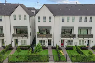 3317 W 11th St, Houston, TX 77008 - Photo 1