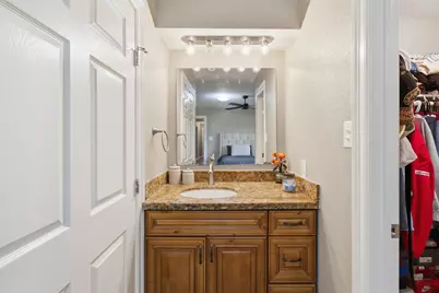 110 S Bow Drive, Jones Creek, TX 77541 - Photo 14