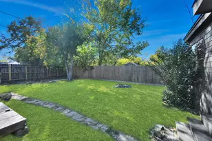 115 Morrell St, Baytown, TX 77520 - Photo 32