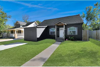 115 Morrell Street, Baytown, TX 77520 - Photo 1