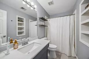 12223 Shadow Hollow Dr, Houston, TX 77082 - Photo 18