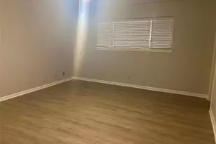 102 Mulberry St, Lake Jackson, TX 77566 - Photo 8