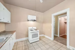 910 32nd St, Galveston, TX 77550 - Photo 6