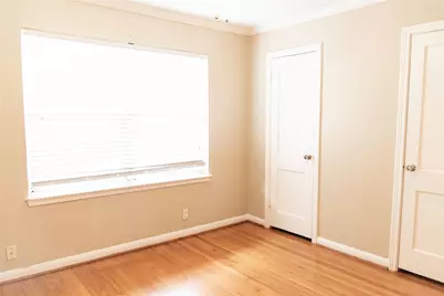 5564 Aspen Street, Bellaire, TX 77401 - Photo 8