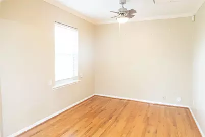 5564 Aspen Street, Bellaire, TX 77401 - Photo 30
