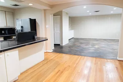 5564 Aspen Street, Bellaire, TX 77401 - Photo 34