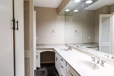 5564 Aspen Street, Bellaire, TX 77401 - Photo 20