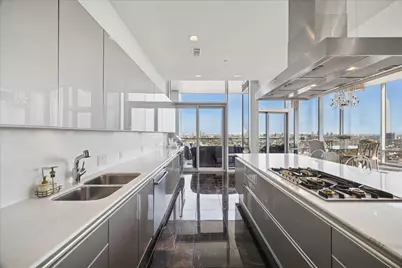 2727 Kirby Drive #19F, Houston, TX 77098 - Photo 8