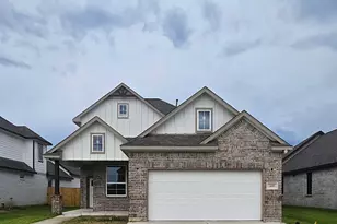 134 Peachleaf Ct, Anahuac, TX 77514 - Photo 1