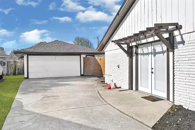 4902 Green Willow Lane, Dickinson, TX 77539 - Photo 26