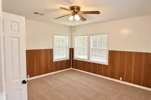 3706 College St, Damon, TX 77430 - Photo 18