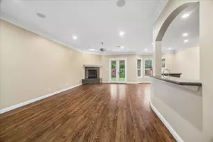 5349 McCulloch Cir, Houston, TX 77056 - Photo 12