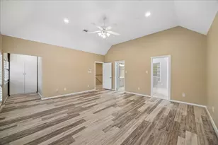 5349 McCulloch Cir, Houston, TX 77056 - Photo 4