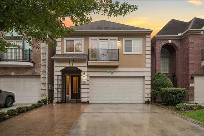 5349 McCulloch Circle, Houston, TX 77056 - Photo 1