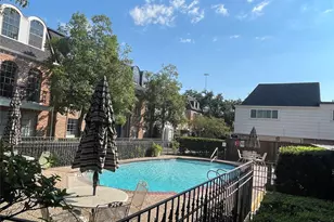 443 N Post Oak Ln Ln, Houston, TX 77024 - Photo 16