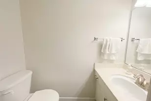 443 N Post Oak Ln Ln, Houston, TX 77024 - Photo 8