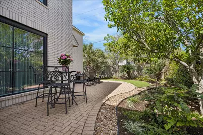 2402 McClendon Street, Houston, TX 77030 - Photo 46