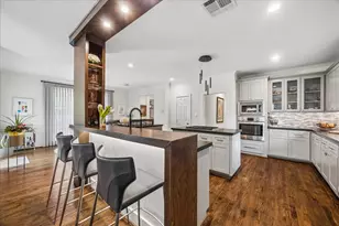 2402 McClendon St, Houston, TX 77030 - Photo 20