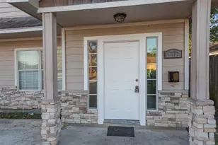 6512 Nunn St, Houston, TX 77087 - Photo 2