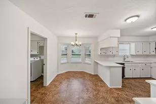 8 Flint St, Conroe, TX 77301 - Photo 6