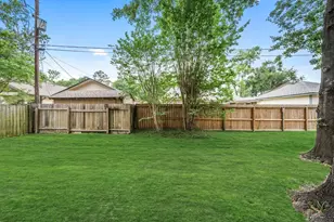 8 Flint St, Conroe, TX 77301 - Photo 20